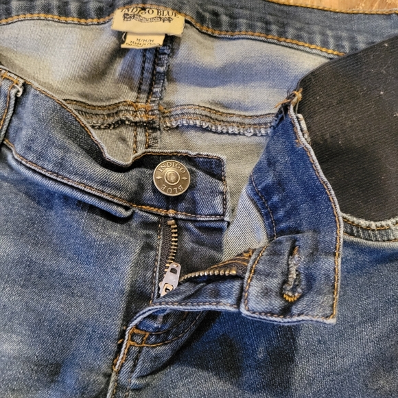 Indigo Blue Distressed Maturnity Jeans, Size Medium (16W) - Picture 5 of 12